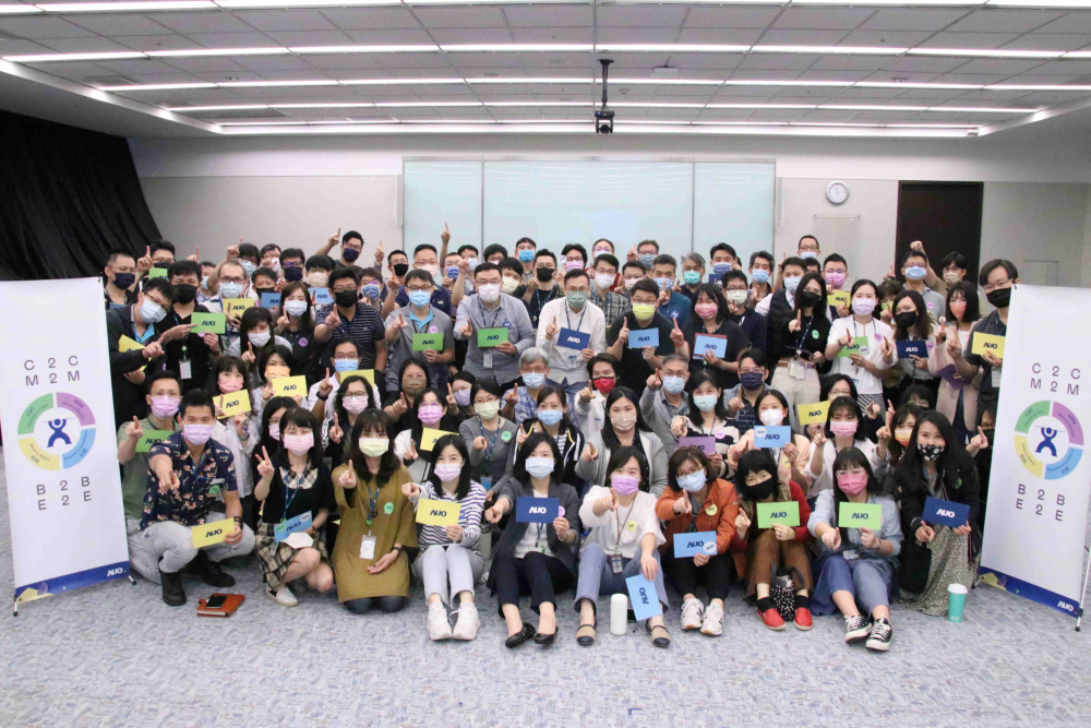 友達(dá)提供全球及集團(tuán)輪調(diào)機(jī)會(huì)，支持同仁持續(xù)進(jìn)修學(xué)習(xí)，致力為專業(yè)人才打造友善多元的職場(chǎng)環(huán)境