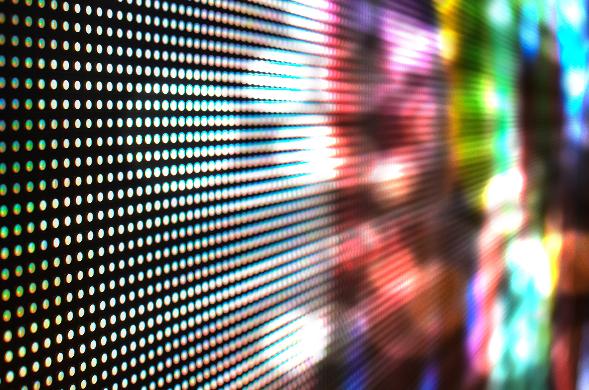 超高亮度  、超長(zhǎng)壽命